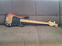 Fender PRECISION BASS