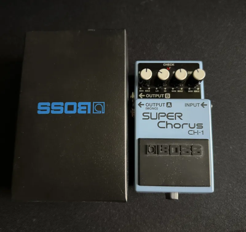 BOSS CH-1 Super Chorus Efektový pedál
