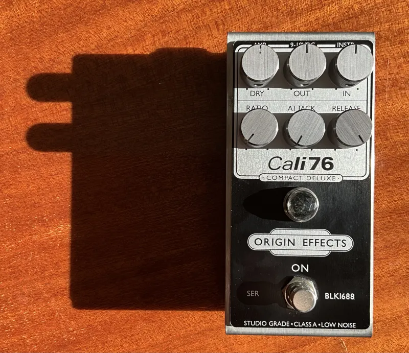 Origin Effects Cali 76 Compact Deluxe Inverted Compressor