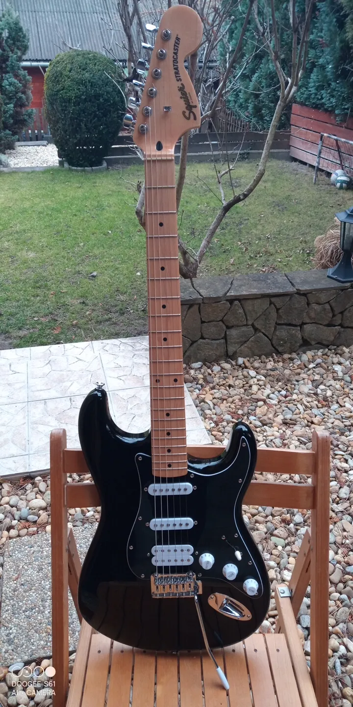 Squier Stratocaster Electric guitar