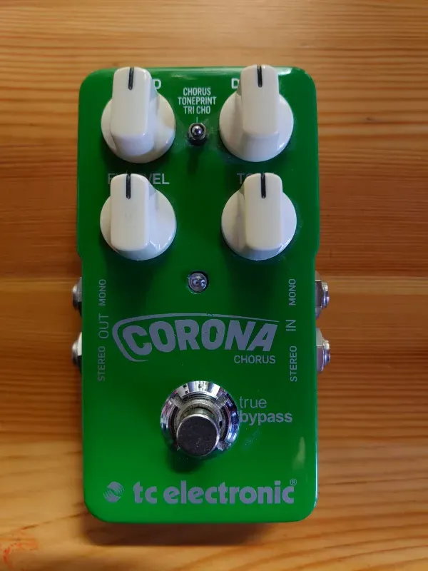 TC Electronic Corona Chorus Effect pedal