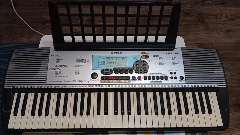 YAMAHA  Szintetizátor