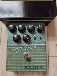 TECH 21 VT Bass Pedal de bajo [March 3, 2025, 5:30 pm]