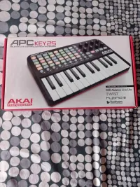 Akai Apc  25