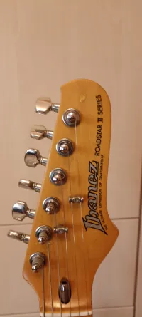 Ibanez Roadstar II RS100