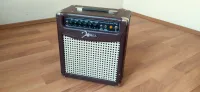 Johnson T15R tube preamp guitar combo - HGy [March 14, 2025, 11:07 am]