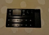 Line6 Helix Floor Multi-effect processor - arabesque [February 15, 2025, 2:35 pm]