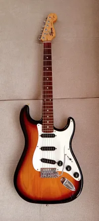 Squier SE Strat