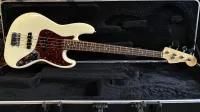 Fender American Standard Jazz Bass Bass Gitarre - K Z [Today, 5:02 pm]