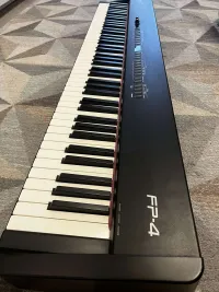 Roland FP-4 Piano digital - bassky [March 14, 2025, 6:30 pm]