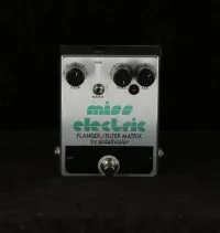 Pedalhealer Miss Electric flangerfilter matrix