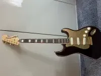 Squier 40th Anniversary Stratocaster Squier 40th Anniversary Stratocaster