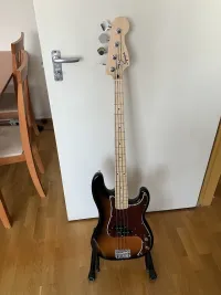 Squier Sonic Precision Bass