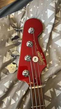 Squier Contemporary Jazz Bass Bajo eléctrico - JIT [Today, 4:01 pm]