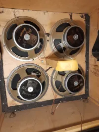 Celestion V30 16ohm-os kedvezményesen 4db Celestion V30 16ohm-os kedvezményesen 4db