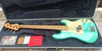 Fender Vintera 50s Precision bass Bass guitar - Blitzkrieg Bop [Today, 2:14 pm]