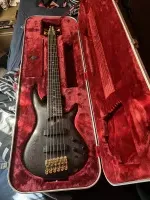Ibanez Sr5006 prestige Bass guitar 6 strings - Rikimstr [May 4, 2025, 2:39 pm]