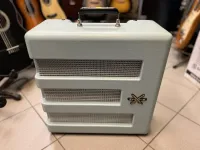 Fender Excelsior Pawn Shop Series 13-Watt 1x15 SB tube guitar combo - Hajnal János [Today, 11:39 am]