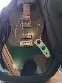 Squier Mustang by FSR Black Competition Golden Shorelines Squier Mustang by FSR Black Competition Golden Shorelines