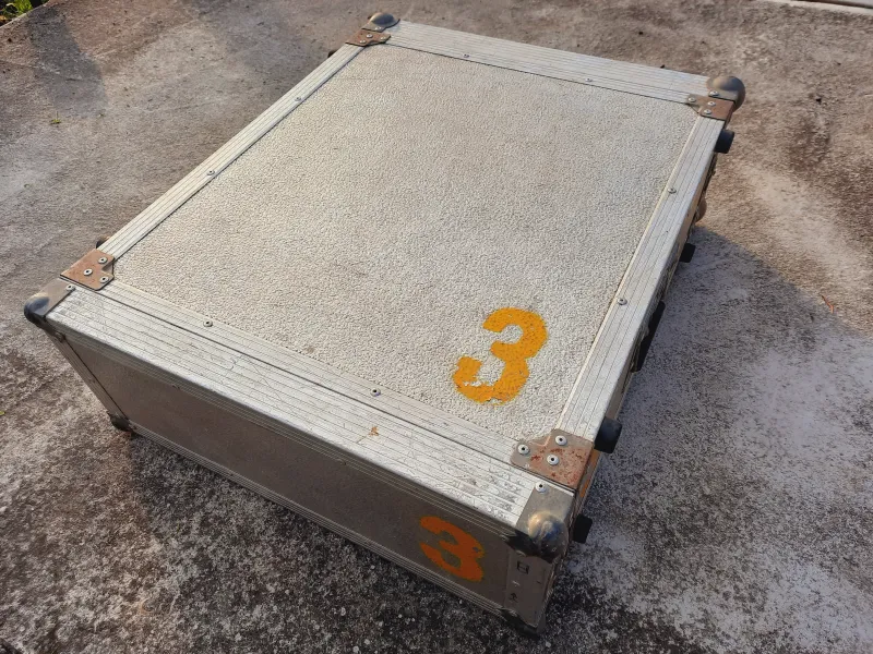- 4U RACK CSERE Rack box