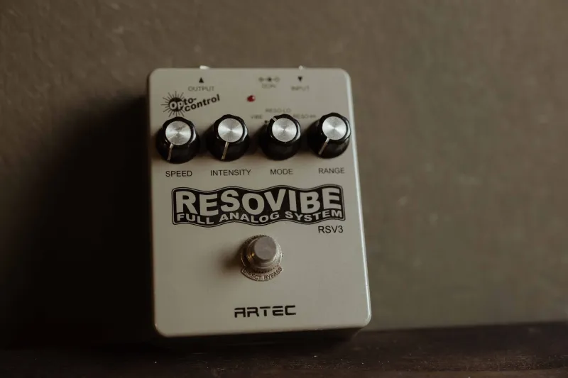 Artec Resovibe Tremolo Pedal