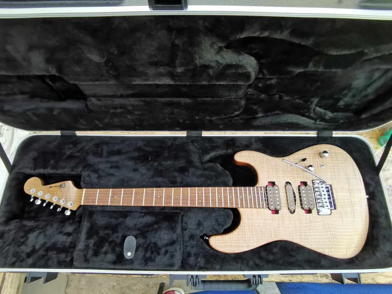 Charvel Guthrie Govan signature E-Gitarre