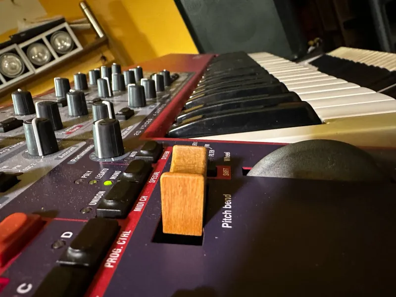  Nord Lead 2X Analog synthesizer