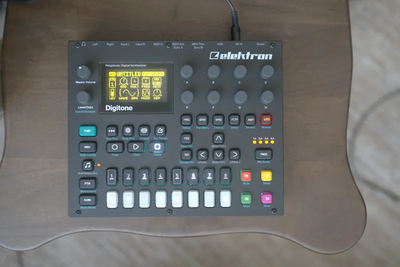  Digitone Groovebox