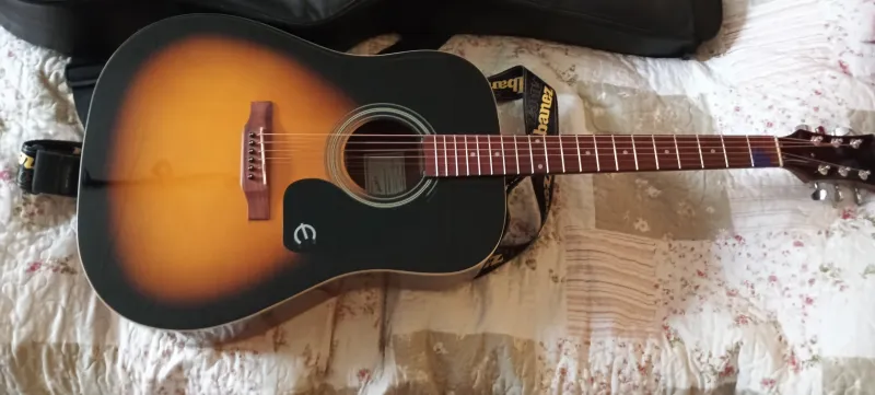 Epiphone DR-100 songmaker Acoustic guitar
