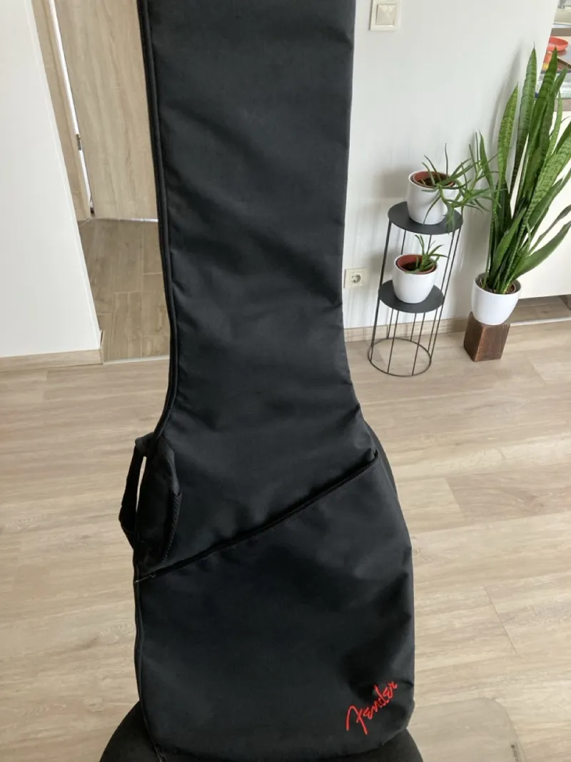 Fender FB405 Gig Bag Estuche de bajo
