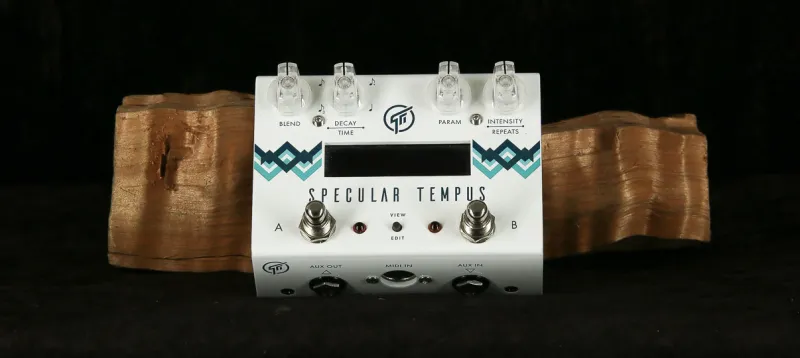 GFI System Specular Tempus delay reverb Efektový pedál