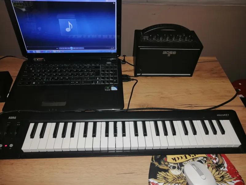 Korg MicroKeyII MIDI keyboard