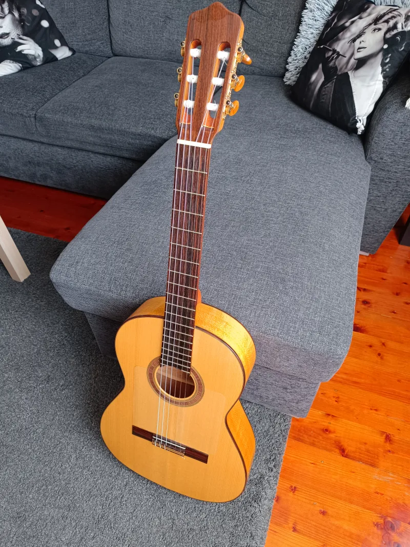 Kremona Flamenco Electro Acoustic klassische Gitarre