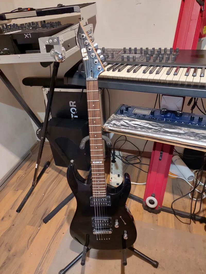 LTD M10 Guitarra solista