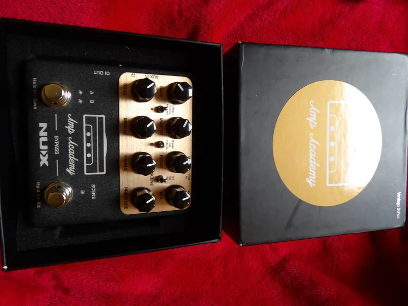 Nux AMP ACADEMY NGS-6 erősítő-hangszóró szimulátor Effect pedal