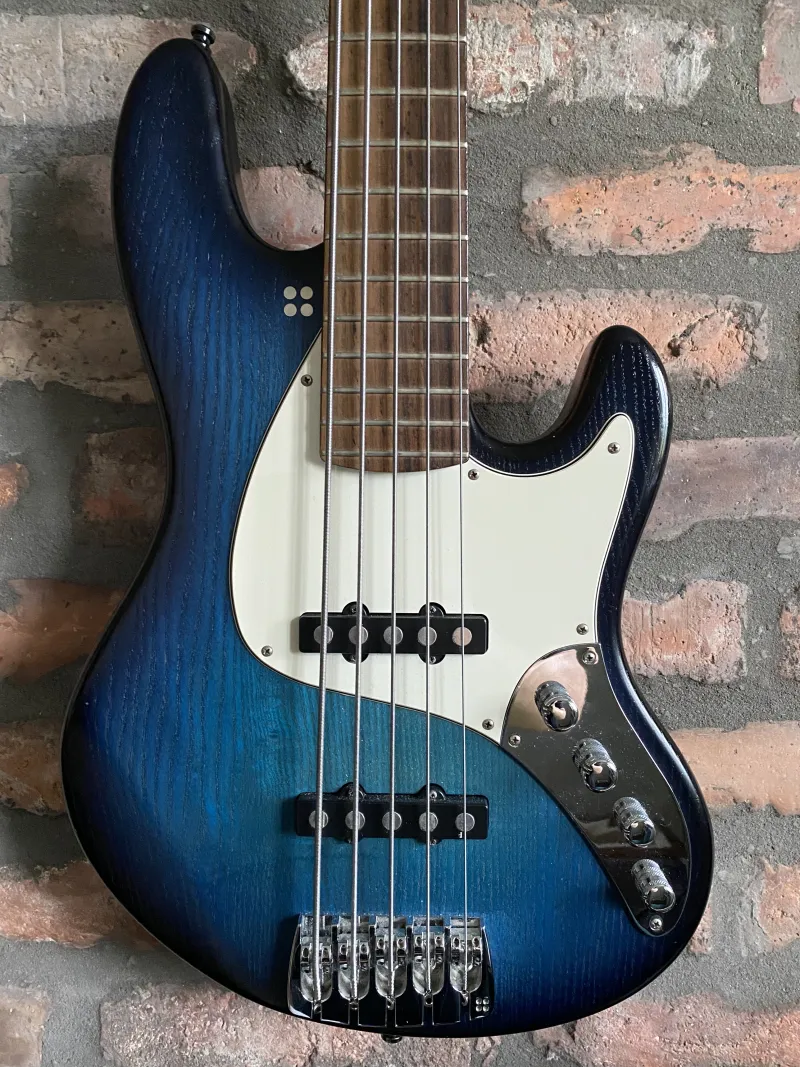 Sandberg California II TT5 5-Saiter Bass-Gitarre