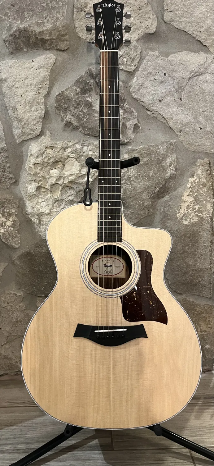 Taylor 214ce Akusztikus gitár