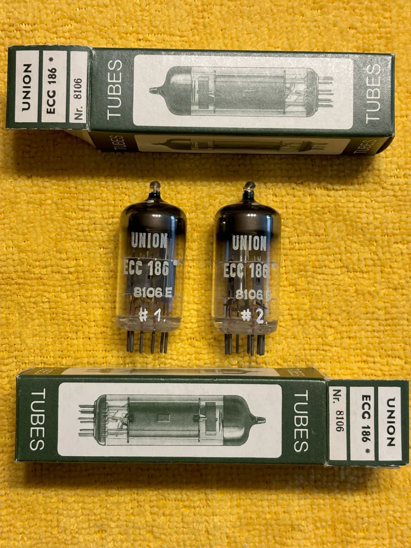 Union Tube & Transistor ECC186 12AU7 ECC82 NOS NIB Kit de válvulas electrónicas