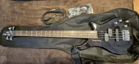 Harley Benton HBB400TBK gitár + HB-20B kombó + kiegészítők Bass Set [April 18, 2025, 8:02 am]