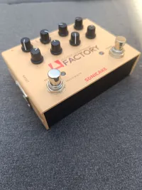 - Acoustic guitar preamp Akusztikus gitár multieffekt