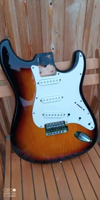 - Stratocaster