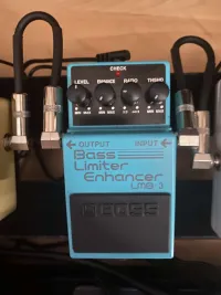 BOSS LMB-3 Bass Limiter Enhancer Basszus pedál - csava [Tegnap, 14:17]