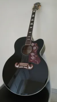 Epiphone Epiphone EJ-200SCE Epiphone Epiphone EJ-200SCE