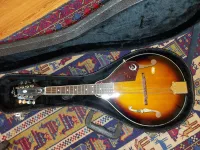 Epiphone Epiphone MM30EAS elektroakusztikus mandolin Mandolina - Janos Orsolya [Yesterday, 12:30 pm]