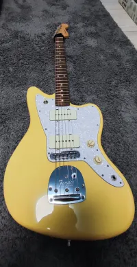 Fender JazzMaster,  CuNiFe pickupokkal Elektromos gitár - J4yW4lk3R [2026.03.31. 23:36]