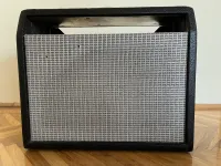 Fender SF Vibro Champ erősítő láda és hangszóró Fender SF Vibro Champ erősítő láda és hangszóró