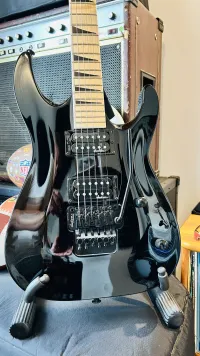 Jackson Jackson JS32 Dinky DKA-M Gloss Black Jackson Jackson JS32 Dinky DKA-M Gloss Black