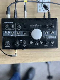 Mackie Big knob studio Mackie Big knob studio