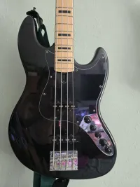 Sire V7 Vintage 2nd gen JB Bass guitar - Alta J [Today, 12:13 pm]