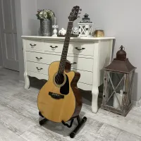 Takamine GN30CE-NAT keménytokkal Takamine GN30CE-NAT keménytokkal
